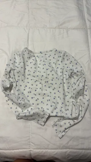 Hollister Floral Long Sleeve thumbnail 2