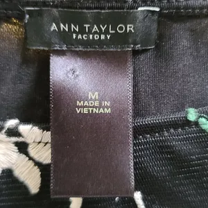 Ann Taylor Factory lace blouse size medium thumbnail 5