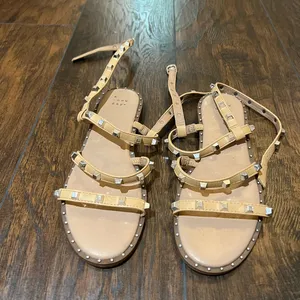 Target sandals thumbnail 10