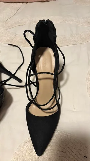 Forever 21 black heels thumbnail 4