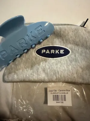 PARKE Claw clip with Pouch Carolina Blue NIP thumbnail 5