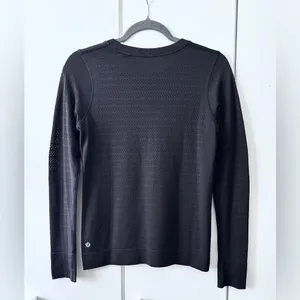 Vintage Lululemon Breeze By Long Sleeve - Black - 6 thumbnail 7