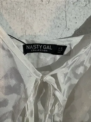 NWT Nasty Gal Baby Get Shaky Tie Jacquard Cami Top | Size: 6 thumbnail 3