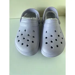 Crocs Comfort Classic Faux Fur Womens 8 and Men’s 6 Slip On Lined Clogs Lavender thumbnail 4