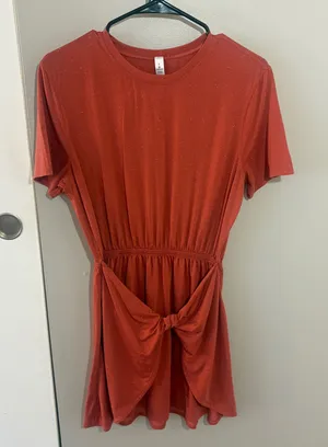 Lululemon Unwind Your Mind Dress in Brick Rose Size Women’s 6 - Small thumbnail 1