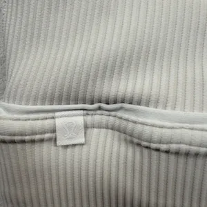 Lululemon Energy Longline Ribbed Sports Bra Women’s Size 8 White Medium Support thumbnail 3