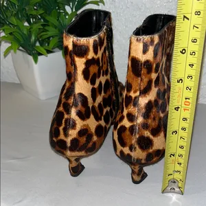 Gianni Bini Brown Ankle Boots with Sleek Design thumbnail 8