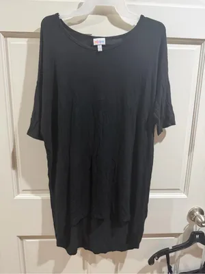 LuLaRoe Black Short-Sleeve Women's Tunic Top Size Medium thumbnail 1