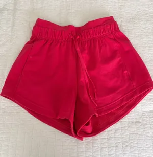 Lululemon Shorts thumbnail 1