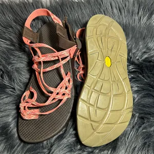 Chacos ZX/2 Vibram Brown Base w/ Red/Woven Printed Straps Sandals Coral Sz 9 thumbnail 7