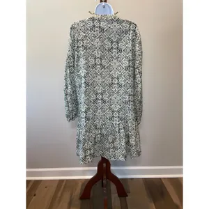 ZARA Size 6 Blouson Cottagecore Green & White Dress Puff Sleeves Lace V‑Neck thumbnail 2