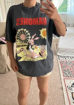H&M Ramones funny graphic tee. L Gray Size L thumbnail 1