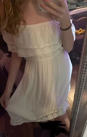 white beach dress Size M thumbnail 1