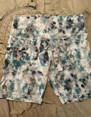 Lululemon Align Biker Shorts 8” thumbnail 1