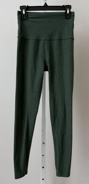 Beyond Yoga‎ sz XS Spacedye High Waisted Midi Leggings Dark Green Heathered thumbnail 1