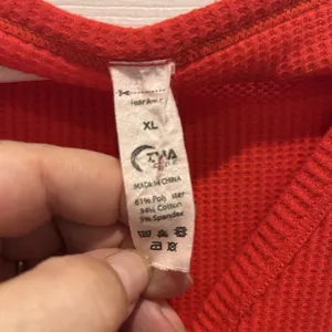 ZYIA Active Red Waffle Knit Henley Top Long Sleeve Thumbholes XL Active Thermal thumbnail 7