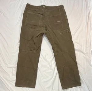 Men’s green pants Size L thumbnail 2