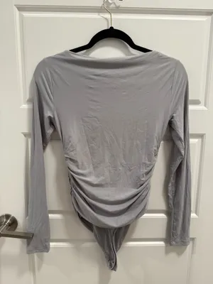 Abercrombie & Fitch Soft Matte Seamless Long-Sleeve Crew Ruched Bodysuit thumbnail 4