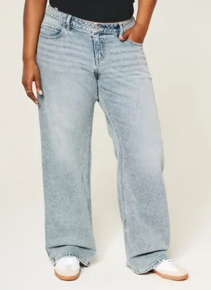 NWT Hollister Andi Adjustable Waist Low-Rise Light Wash Back Buckle Baggy Jeans thumbnail 1