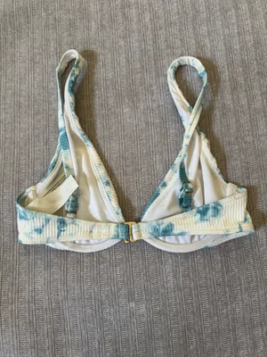 Hollister Bikini Top thumbnail 2