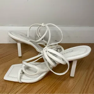 GUESS Leeba Faux Leather Square Toe Strappy Heels, White, Size 7, NWOT thumbnail 7