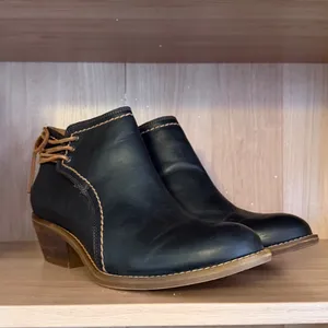 Sofft 11 Womens Aleah Oiled Leather Lace Up Stacked Heel Boots Casual Going Out thumbnail 3