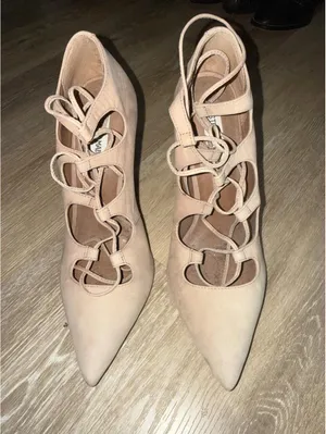 Steve Madden Keenton Lace-Up Pumps thumbnail 2