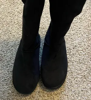 Knee high fur boots Black Size 9 thumbnail 3