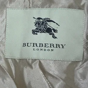 Burberry London Car Coat Women 6R Black Nova Chk Luxury Old Money Dark Academia thumbnail 3