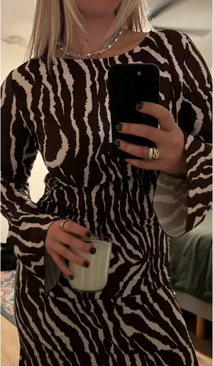 Animal print dress Brown Size M thumbnail 1
