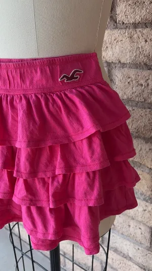 Hollister | Hot Pink Tiered Ruffle Mini Skirt | M thumbnail 2