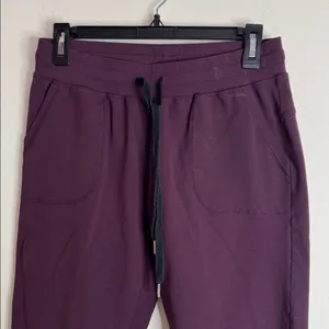 ZYIA Active Unwind Drawstring Tapered Joggers with pockets in Plum, size S thumbnail 4