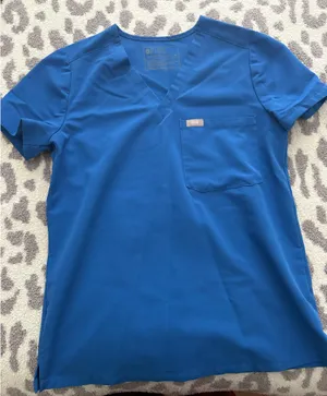 FIGS Scrub Top thumbnail 1