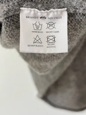 Brandy Melville Grey Knit Hoodie Soft Knit Wool Blend Cozy Loungewear Preppy thumbnail 7