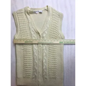 Vintage Grand Tier Womens‎ Cream Cable Knit V Neck Button Vest Sweater Size L thumbnail 9