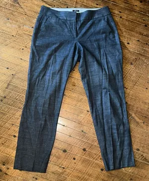 Loft Julie size 8 business casual flat front gray slacks thumbnail 1