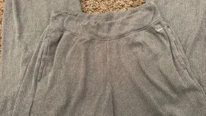 Hollister comfy sweater pants  thumbnail 6