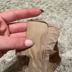SKIMS Tan Intimates Bra thumbnail 4