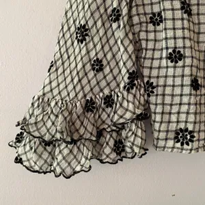 LoveShackFancy Blake Cropped Floral Ruffle Blouse Black White Women's size Large thumbnail 5