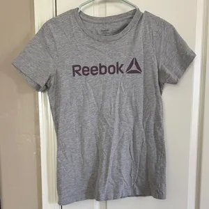 Reebok Gray T-Shirt with Purple Logo / B8 thumbnail 1