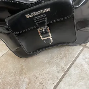 Dr Martens NWT Black Vegan Leather medium Backpack Shoulder Bag Bow Crossbody thumbnail 4