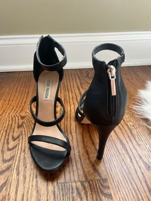 Steve Madden Black Strappy Sandal Heels thumbnail 1