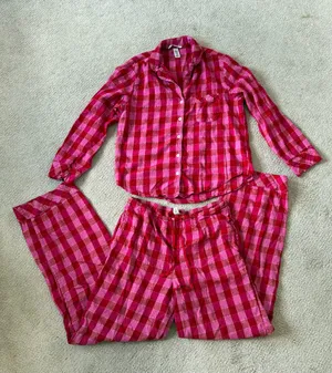 Victoria's Secret Pajama Set thumbnail 3