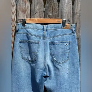 American Eagle 🦅 Distressed MOM Jeans thumbnail 15