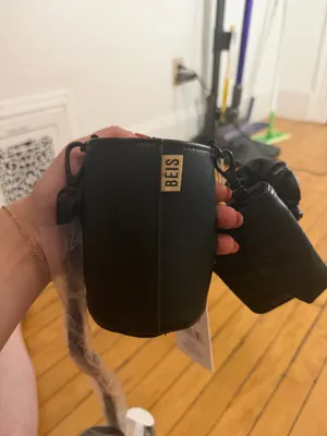 NWT BEIS the Koozie Sling in black thumbnail 10