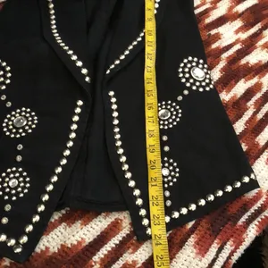 Embellished Western Silver Studded Black Denim Jean Jacket Vest Vintage 90s USA Made Rock/ Western/ Goth/ Grunge - L thumbnail 5