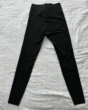 H&M Black Leggings thumbnail 3