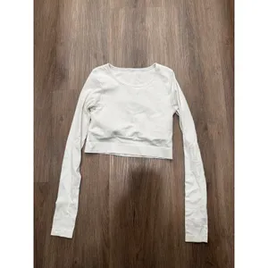 Lululemon Ebb to Street Long Sleeve Crop Top White Ribbed Knit‎ Size 4-6 thumbnail 2