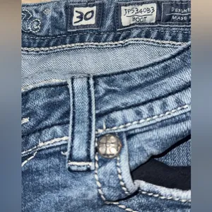EUC Miss Me Boot Cut Jeans with Cross Embellishment size 30 x 30 thumbnail 5