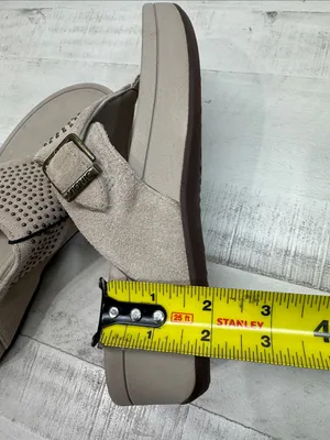 Vionic Women's, Pacific Capitola Thong Style Sandals Taupe size 6 thumbnail 8
